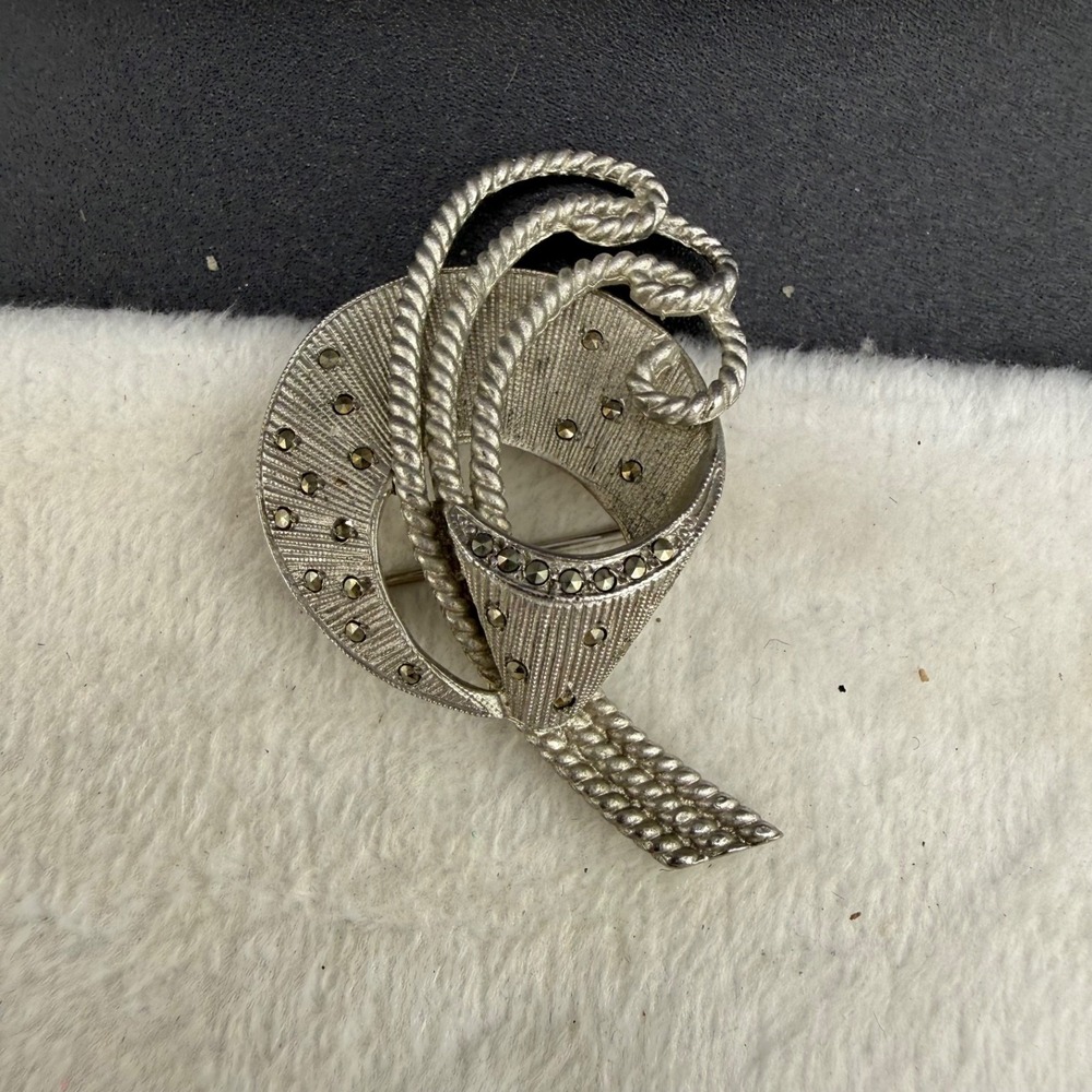 Vintage Kramer Brooch Silver Tone‎ Marcasite